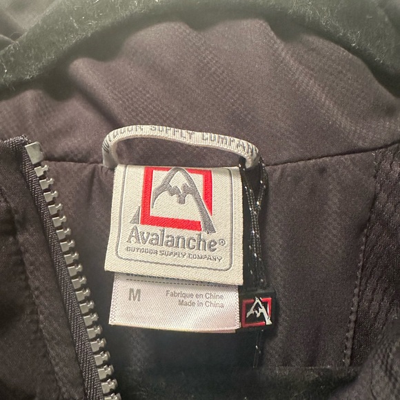 Avalanche black windbreaker jacket - Picture 2 of 5